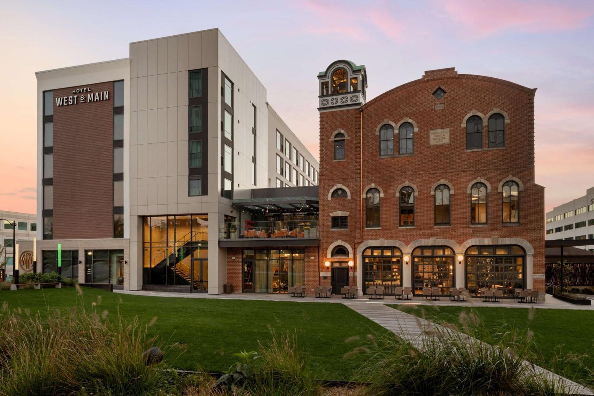Hotel West & Main Conshohocken, Tapestry Collection Hilton Bagian luar foto