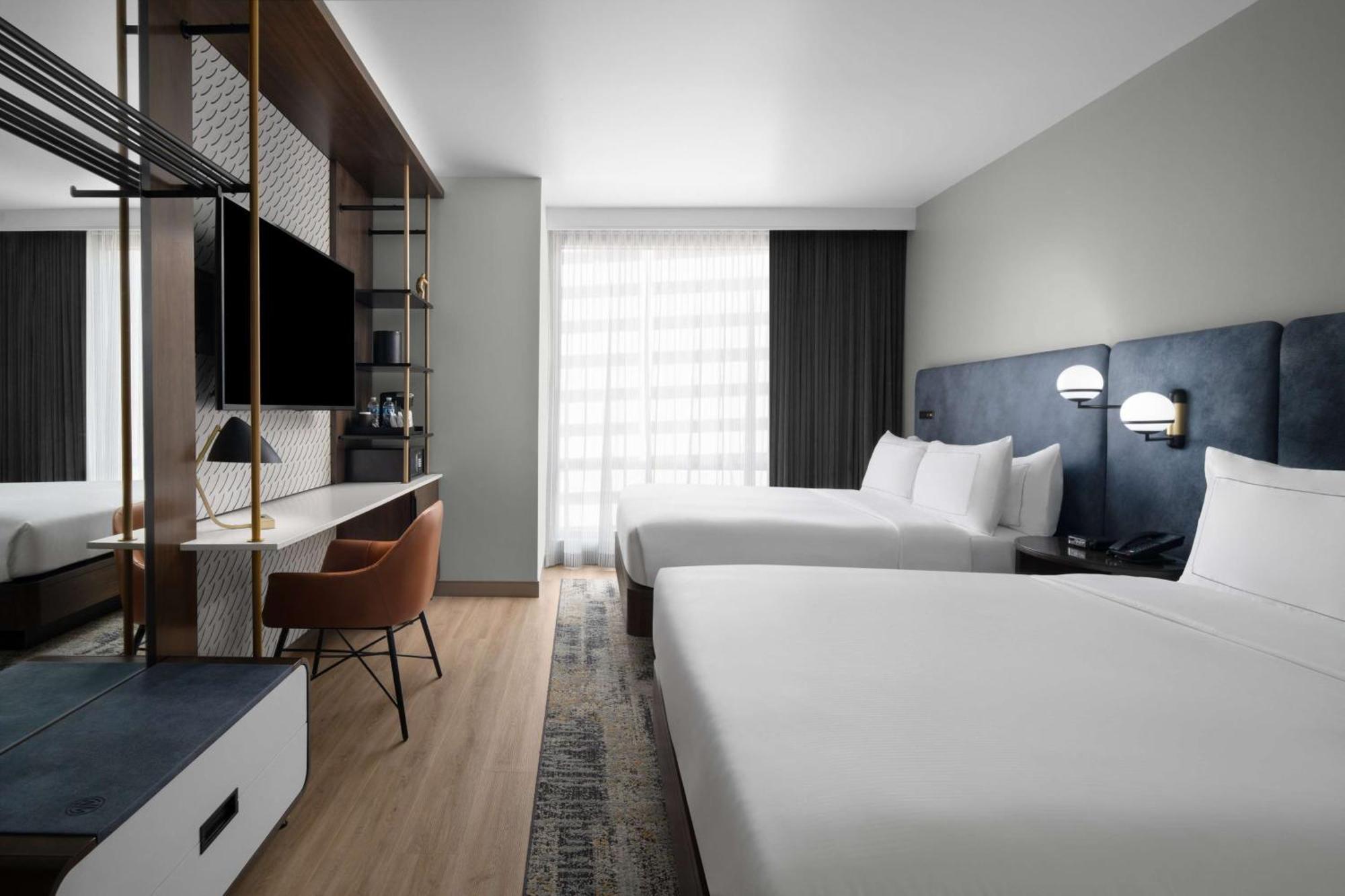 Hotel West & Main Conshohocken, Tapestry Collection Hilton Bagian luar foto